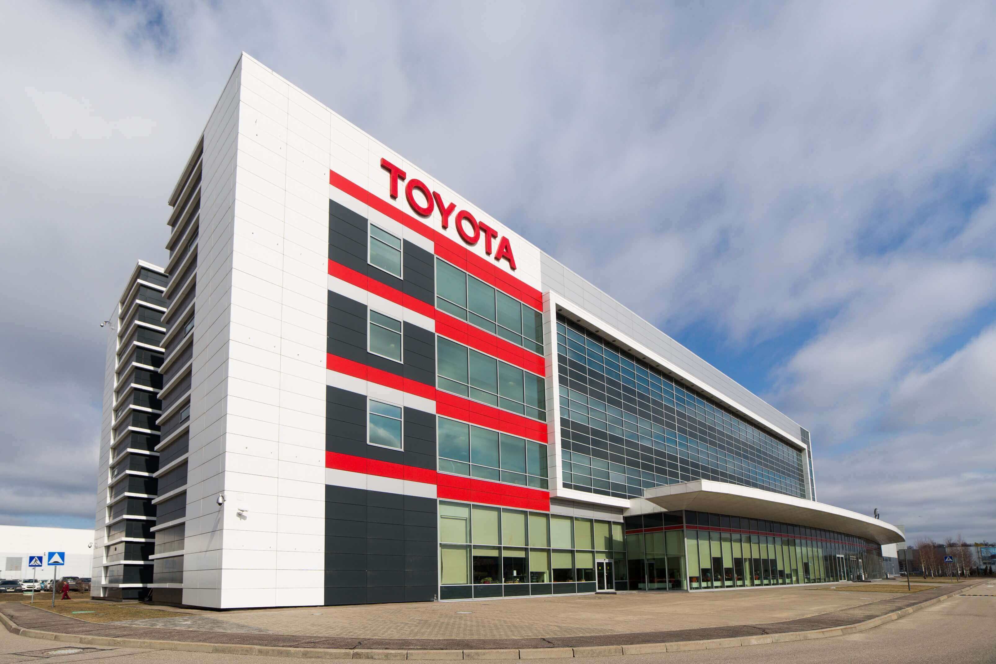 Изображение на странице Последние новости и события в мире Toyota Тойота Центр Челябинск Север
